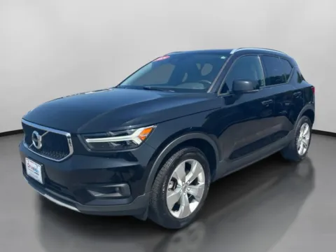 More photos of 2021 Volvo XC40 T5 Momentum Sport Utility 4D at DriveMax (Auto Center Sales and Service), MA