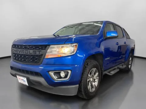 More photos of 2020 Chevrolet Colorado Crew Cab Z71 Pickup 4D 5 ft at DriveMax (Auto Center Sales and Service), MA
