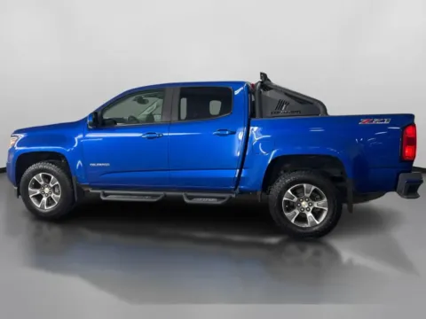 More photos of 2020 Chevrolet Colorado Crew Cab Z71 Pickup 4D 5 ft at DriveMax (Auto Center Sales and Service), MA
