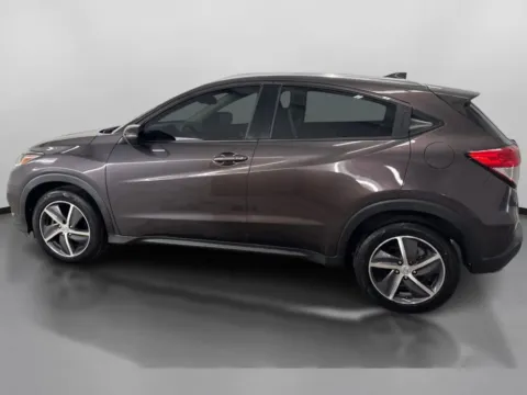 More photos of 2021 Honda HR-V EX-L Sport Utility 4D at DriveMax (Auto Center Sales and Service), MA