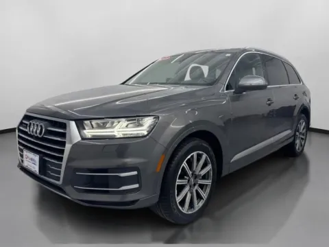More photos of 2019 Audi Q7 45 TFSI SE Premium Plus Sport Utility 4D at DriveMax (Auto Center Sales and Service), MA