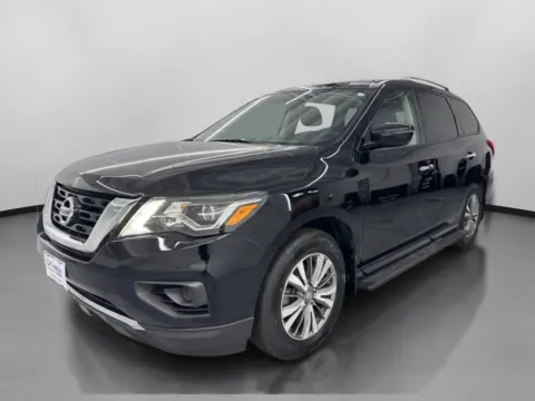 More photos of 2020 Nissan Pathfinder S Sport Utility 4D at DriveMax (Auto Center Sales and Service), MA