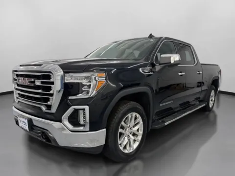 More photos of 2020 GMC Sierra 1500 Crew Cab SLT Pickup 4D 6 1/2 ft at DriveMax (Auto Center Sales and Service), MA