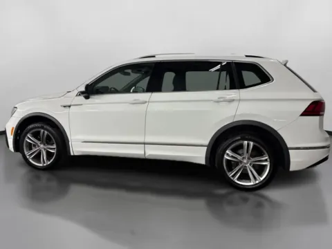 More photos of 2019 Volkswagen Tiguan 2.0T SEL R-Line 4Motion Sport Utility 4D at DriveMax (Auto Center Sales and Service), MA