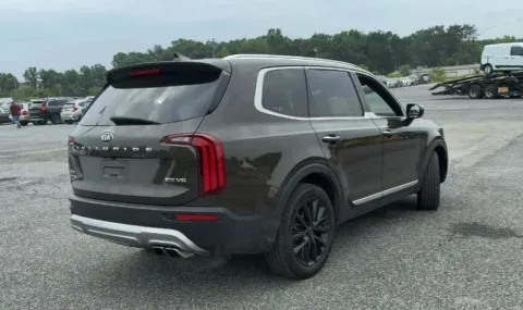 Photos of 2020 Kia Telluride SX Sport Utility 4D for sale in West Bridgewater, MA at DriveMax (Auto Center Sales and Service)