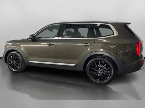 More photos of 2020 Kia Telluride SX Sport Utility 4D at DriveMax (Auto Center Sales and Service), MA