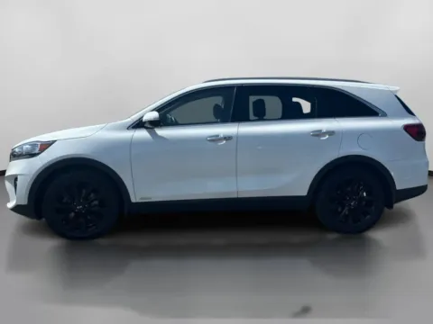 More photos of 2020 Kia Sorento EX Sport Utility 4D at DriveMax (Auto Center Sales and Service), MA