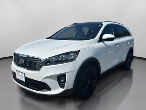 More photos of 2020 Kia Sorento EX Sport Utility 4D at DriveMax (Auto Center Sales and Service), MA