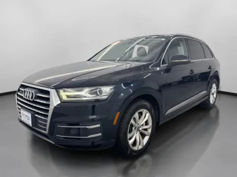 More photos of 2017 Audi Q7 3.0T Premium Plus Sport Utility 4D at DriveMax (Auto Center Sales and Service), MA