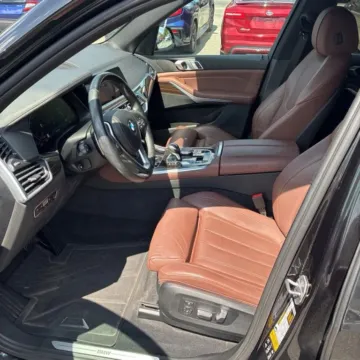 Another view of 2020 BMW X5 xDrive40i Sport Utility 4D for sale in West Bridgewater, MA at DriveMax (Auto Center Sales and Service)