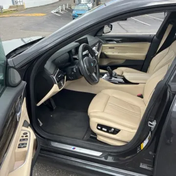 Another view of 2019 BMW 6 Series 640i Gran Turismo xDrive Sedan 4D for sale in West Bridgewater, MA at DriveMax (Auto Center Sales and Service)