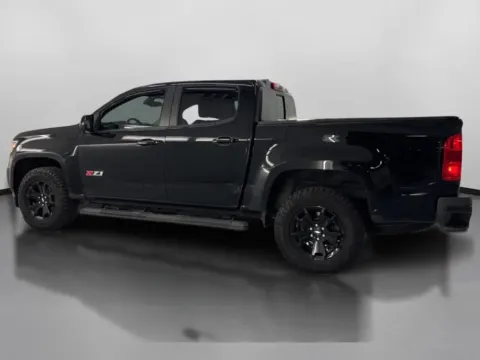 More photos of 2019 Chevrolet Colorado Crew Cab Z71 Pickup 4D 5 ft at DriveMax (Auto Center Sales and Service), MA