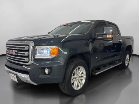 More photos of 2017 GMC Canyon Crew Cab SLT Pickup 4D 5 ft at DriveMax (Auto Center Sales and Service), MA