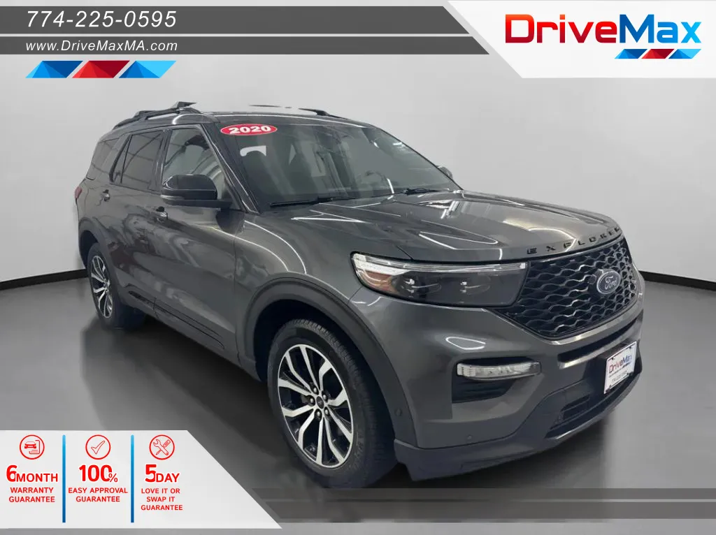 2020 Ford Explorer ST's photo