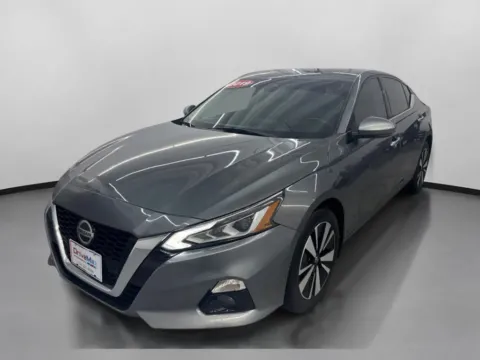 More photos of 2019 Nissan Altima 2.5 SV Sedan 4D at DriveMax (Auto Center Sales and Service), MA