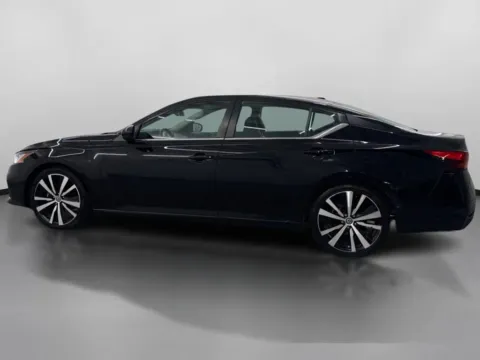 More photos of 2020 Nissan Altima 2.5 SR Sedan 4D at DriveMax (Auto Center Sales and Service), MA