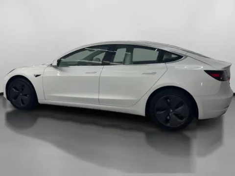 More photos of 2019 Tesla Model 3 Long Range Sedan 4D at DriveMax (Auto Center Sales and Service), MA