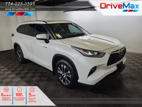 White 2020 Toyota Highlander Hybrid XLE Sport Utility 4D for sale in West Bridgewater, MA