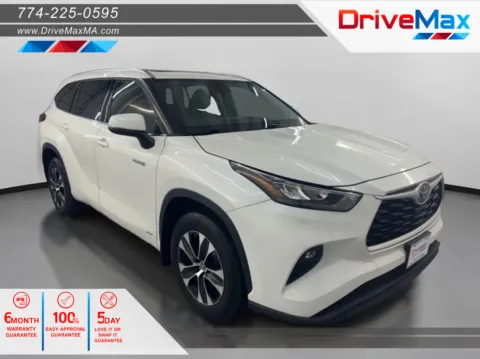 White 2020 Toyota Highlander Hybrid XLE Sport Utility 4D for sale in West Bridgewater, MA