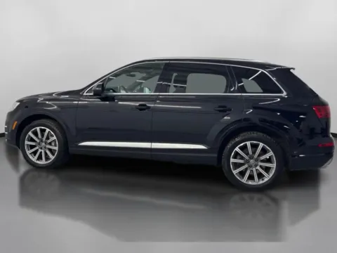 More photos of 2017 Audi Q7 3.0T Premium Plus Sport Utility 4D at DriveMax (Auto Center Sales and Service), MA
