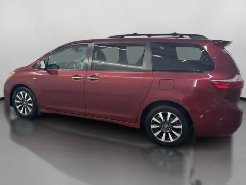 More photos of 2020 Toyota Sienna XLE Minivan 4D at DriveMax (Auto Center Sales and Service), MA