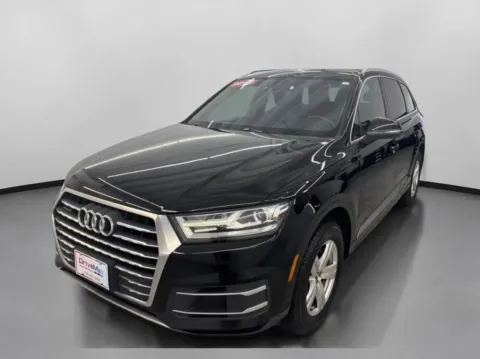 More photos of 2018 Audi Q7 2.0T Premium Sport Utility 4D at DriveMax (Auto Center Sales and Service), MA