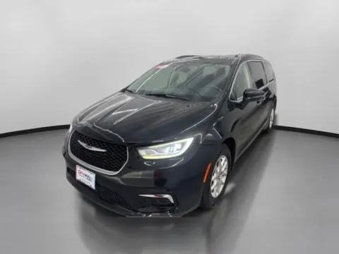 More photos of 2021 Chrysler Pacifica Touring L Minivan 4D at DriveMax (Auto Center Sales and Service), MA