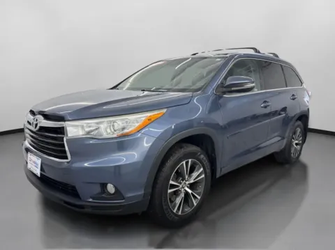 More photos of 2016 Toyota Highlander XLE Sport Utility 4D at DriveMax (Auto Center Sales and Service), MA