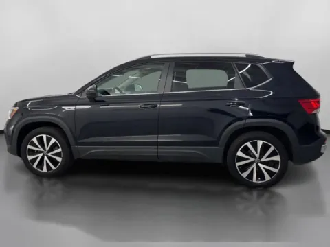 More photos of 2022 Volkswagen Taos SE 4MOTION Sport Utility 4D at DriveMax (Auto Center Sales and Service), MA