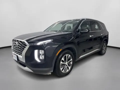 More photos of 2020 Hyundai Palisade SEL Sport Utility 4D at DriveMax (Auto Center Sales and Service), MA