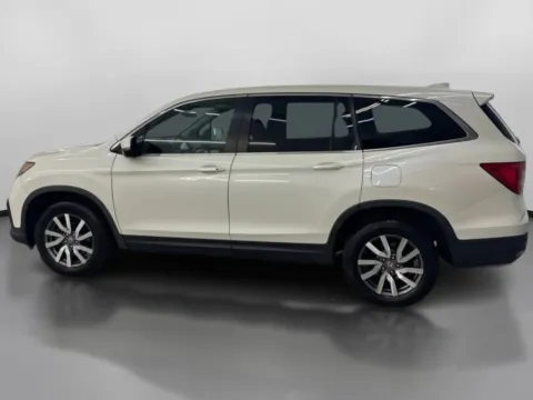 More photos of 2019 Honda Pilot EX Sport Utility 4D at DriveMax (Auto Center Sales and Service), MA