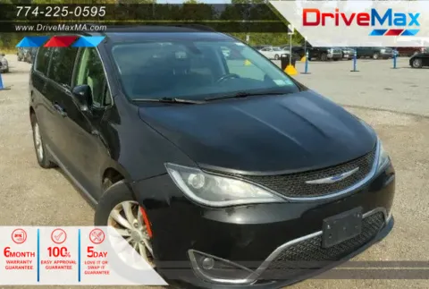 Black 2019 Chrysler Pacifica Touring L Minivan 4D for sale in West Bridgewater, MA
