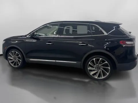 More photos of 2019 Lincoln Nautilus Reserve Sport Utility 4D at DriveMax (Auto Center Sales and Service), MA