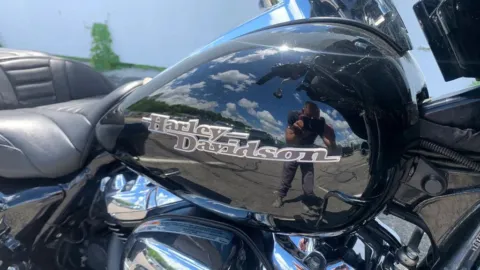 More photos of 2017 Harley-Davidson FLHXS Street Glide Special at DriveMax (Auto Center Sales and Service), MA