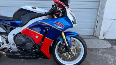 Another view of 2013 HONDA CBR1000RR FIREBLADE for sale in West Bridgewater, MA at DriveMax (Auto Center Sales and Service)