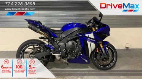 Blue 2012 Yamaha YZF-R1 Street for sale in West Bridgewater, MA