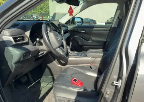 Another view of 2021 Toyota Highlander XLE Sport Utility 4D for sale in West Bridgewater, MA at DriveMax (Auto Center Sales and Service)
