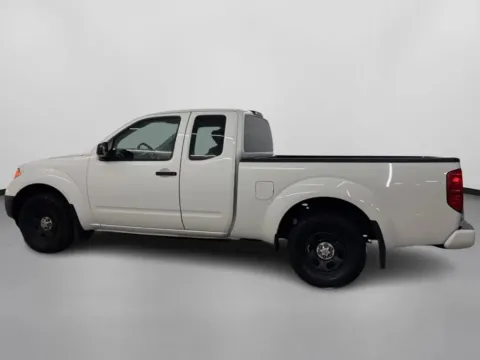 More photos of 2018 Nissan Frontier King Cab S Pickup 2D 6 ft at DriveMax (Auto Center Sales and Service), MA