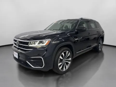More photos of 2022 Volkswagen Atlas SEL Premium R-Line 4Motion Sport Utility 4D at DriveMax (Auto Center Sales and Service), MA
