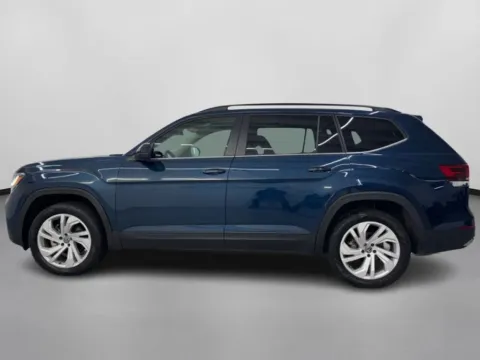 More photos of 2021 Volkswagen Atlas SE 4Motion w/Tech Pkg (2021.5) Sport Utility 4D at DriveMax (Auto Center Sales and Service), MA