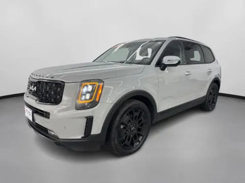 More photos of 2022 Kia Telluride SX Sport Utility 4D at DriveMax (Auto Center Sales and Service), MA