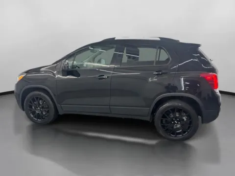 More photos of 2022 Chevrolet Trax LT Sport Utility 4D at DriveMax (Auto Center Sales and Service), MA