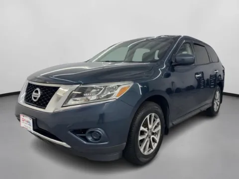More photos of 2014 Nissan Pathfinder S Sport Utility 4D at DriveMax (Auto Center Sales and Service), MA