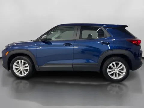 More photos of 2022 Chevrolet Trailblazer LS Sport Utility 4D at DriveMax (Auto Center Sales and Service), MA