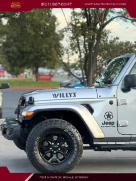 More photos of 2021 Jeep Gladiator Willys Pickup 4D 5 ft at Saint Motors, UT