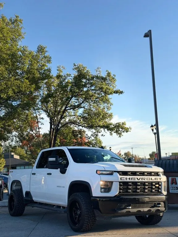 More photos of 2022 Chevrolet Silverado 2500 HD Crew Cab Custom Pickup 4D 6 1/2 ft at Saint Motors, UT