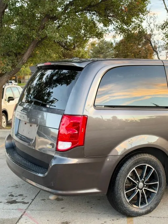 More photos of 2018 Dodge Grand Caravan Passenger SE Plus Minivan 4D at Saint Motors, UT