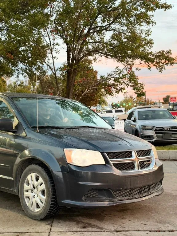 More photos of 2014 Dodge Grand Caravan Passenger SE Minivan 4D at Saint Motors, UT