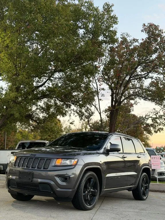 Gray 2015 Jeep Grand Cherokee Altitude Sport Utility 4D for sale in Midvale, UT