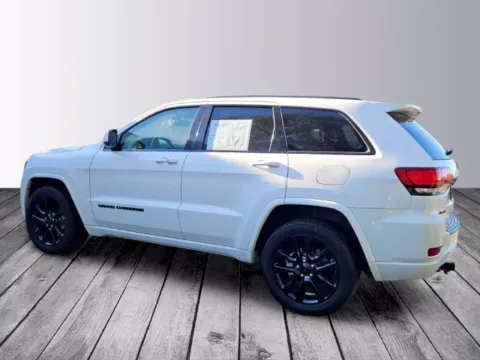 Another view of 2019 Jeep Grand Cherokee Altitude for sale in Savannah, GA at Southern Motors Honda